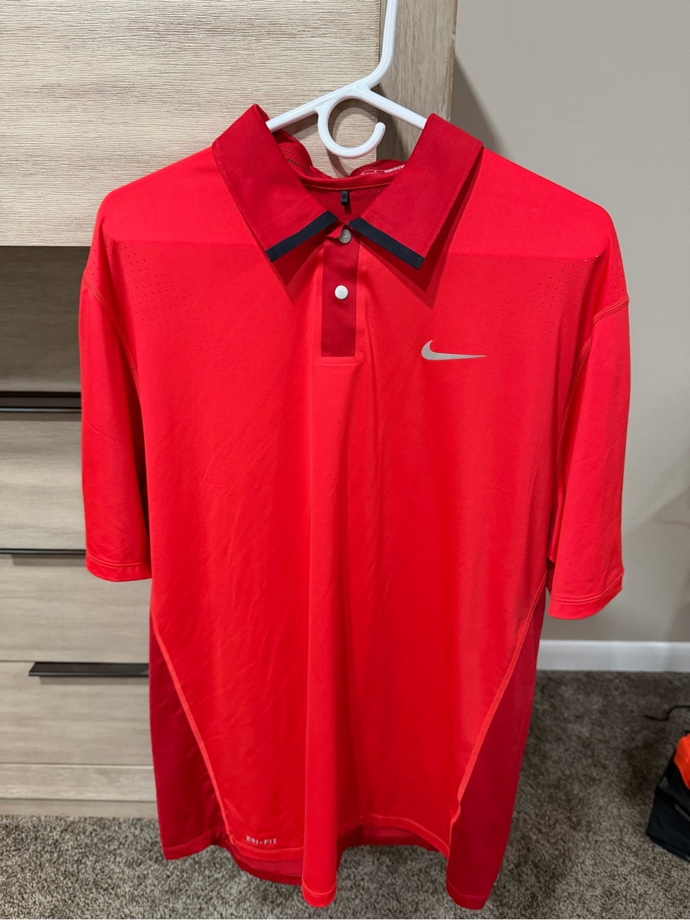 Nike Tiger Woods Collection Polo Shirt Men's Large Sunday Red Spine Snap Golf TW